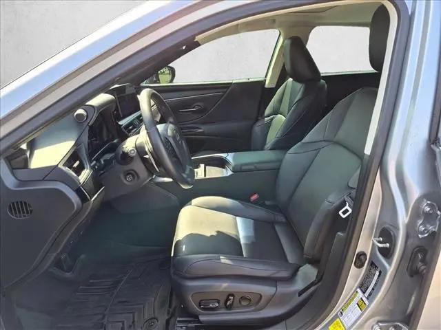 2024 Lexus ES 300h ES 300h