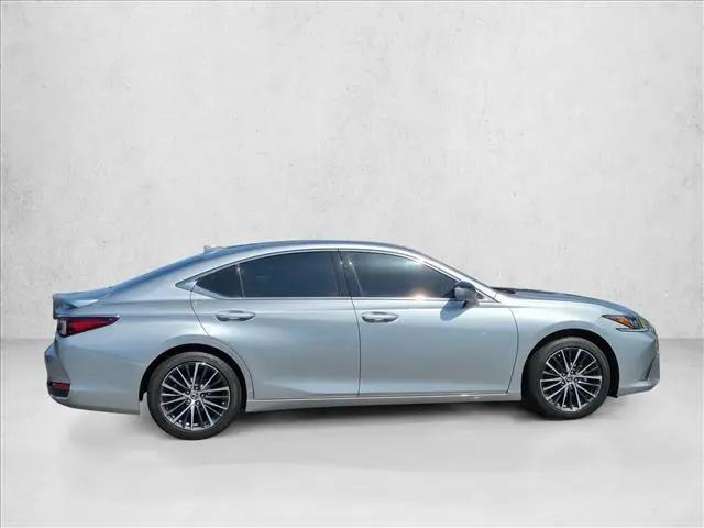 2024 Lexus ES 300h ES 300h
