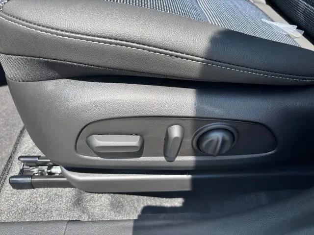 2026 Buick NV Preferred FWD