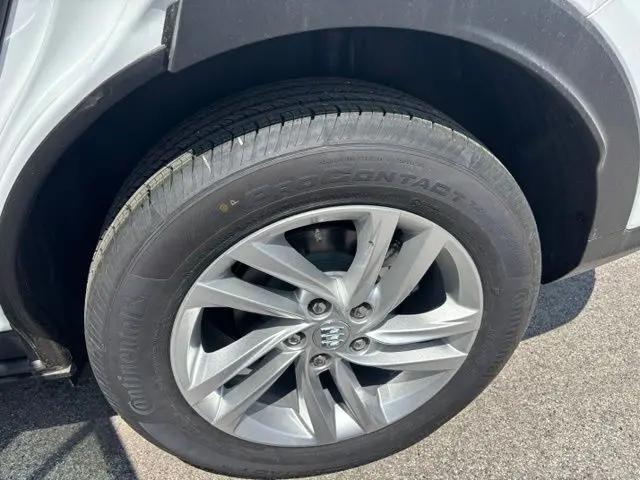 2026 Buick NV Preferred FWD
