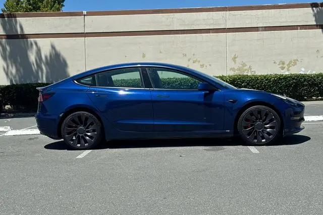 2022 Tesla Model 3 Performance Dual Motor All-Wheel Drive