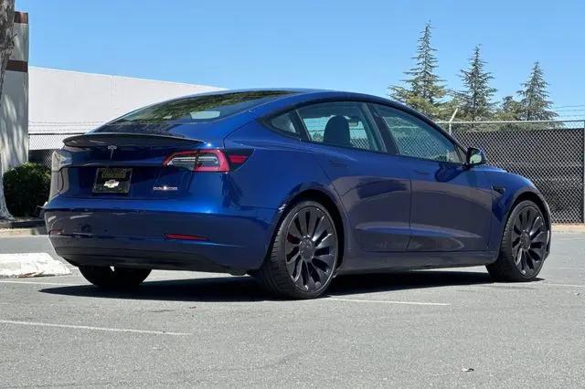 2022 Tesla Model 3 Performance Dual Motor All-Wheel Drive