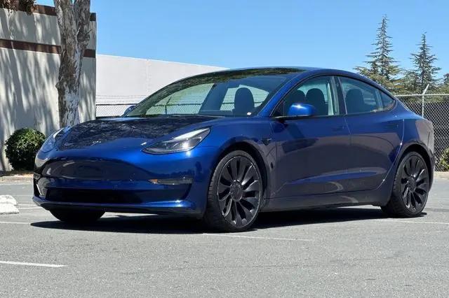 2022 Tesla Model 3 Performance Dual Motor All-Wheel Drive