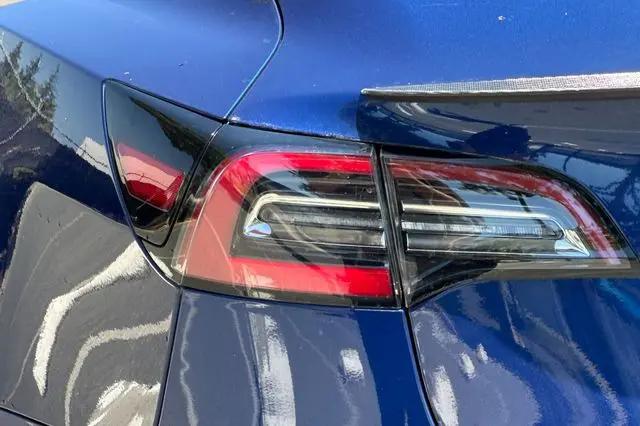 2022 Tesla Model 3 Performance Dual Motor All-Wheel Drive