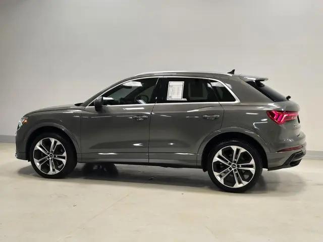 2021 Audi Q3 Premium Plus 45 TFSI S line quattro Tiptronic
