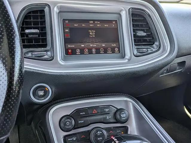 2019 Dodge Challenger SXT