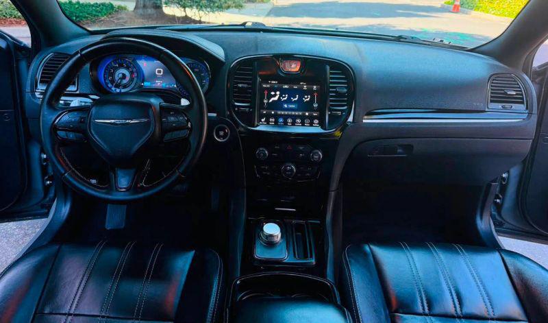 2018 Chrysler 300 300S