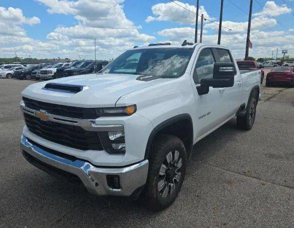 2024 Chevrolet Silverado 3500HD 4WD Crew Cab Standard Bed LT for sale near Columbus, OH