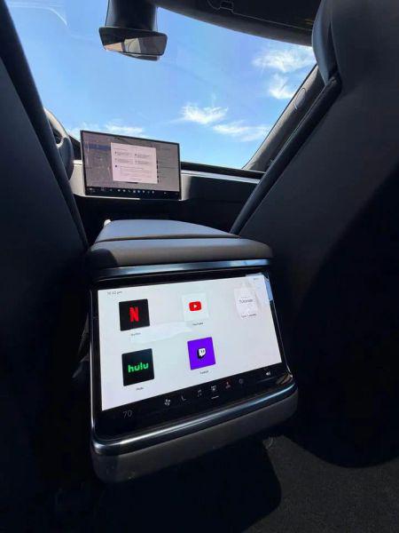 2026 Tesla Model S Plaid