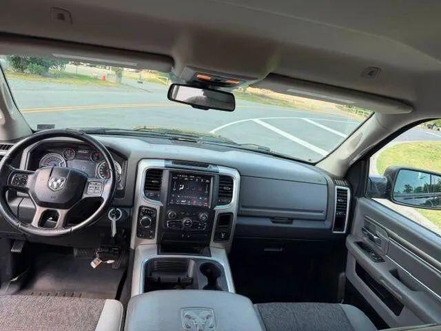 2018 Ram 1500 SLT