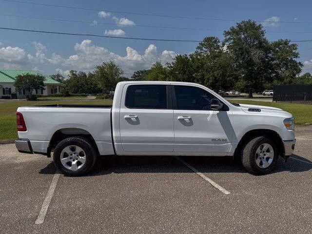 2022 Ram 1500 Big Horn Crew Cab 4x4 57 Box
