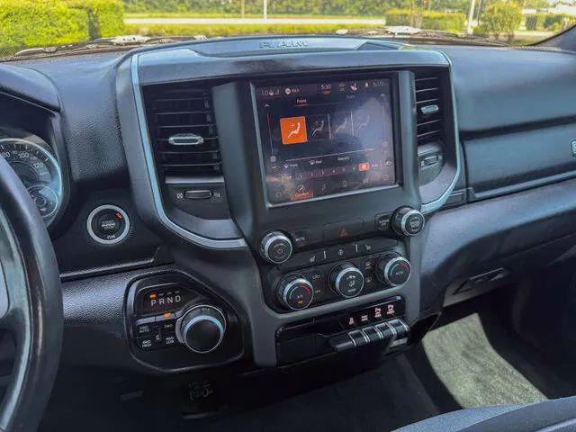2022 Ram 1500 Big Horn Crew Cab 4x4 57 Box