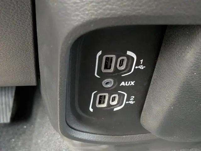 2026 Ram 1500 Express Quad Cab 4x2 64 Box