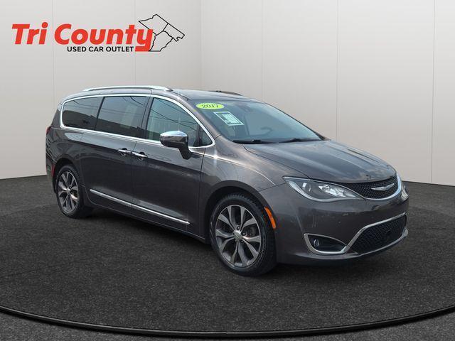 2017 Chrysler Pacifica Limited 2017 Chrysler Pacifica Limited