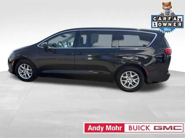 2017 Chrysler Pacifica Touring