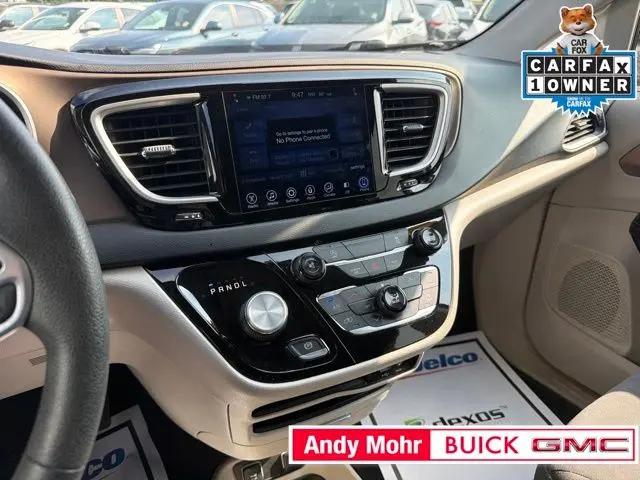2017 Chrysler Pacifica Touring