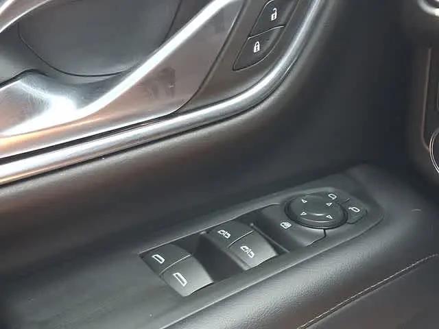 2022 GMC Yukon 4WD SLE