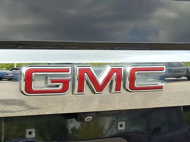 2022 GMC Yukon 4WD SLE