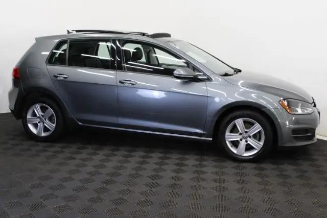 2017 Volkswagen Golf TSI Wolfsburg Edition 4-Door
