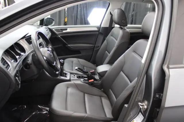 2017 Volkswagen Golf TSI Wolfsburg Edition 4-Door