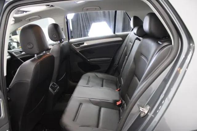2017 Volkswagen Golf TSI Wolfsburg Edition 4-Door