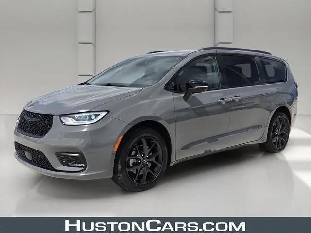 2023 Chrysler Pacifica Limited AWD for sale in Avon Park, FL