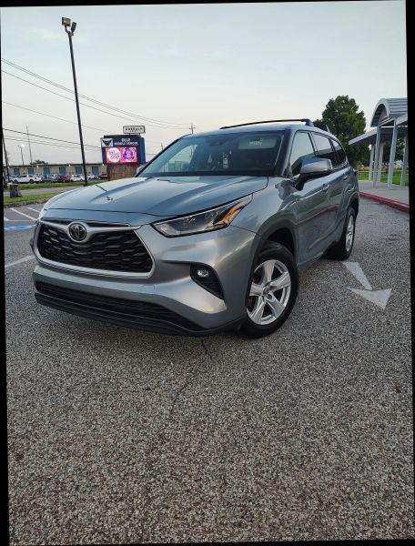 2021 Toyota Highlander LE for sale in Houston, TX