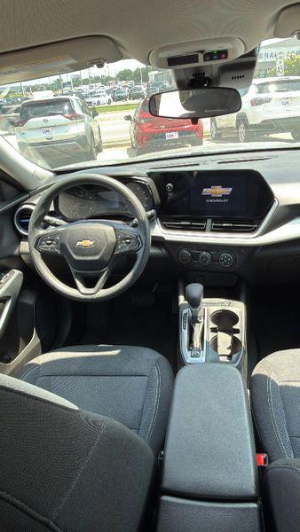 2026 Chevrolet Trax FWD LS