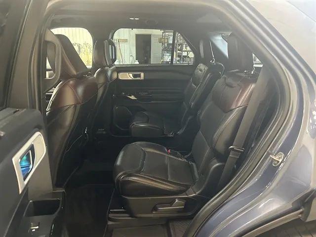 2021 Ford Explorer Platinum