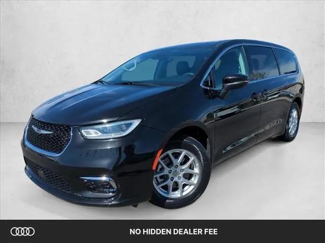 2023 Chrysler Pacifica Touring-L for sale in Fremont, CA