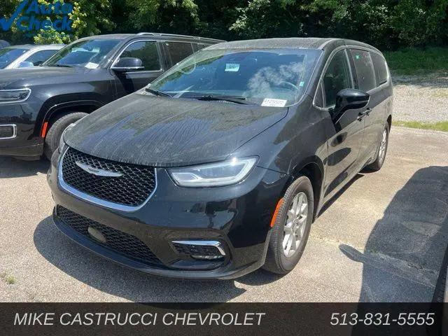 2025 Chrysler Pacifica Select for sale in Milford, OH