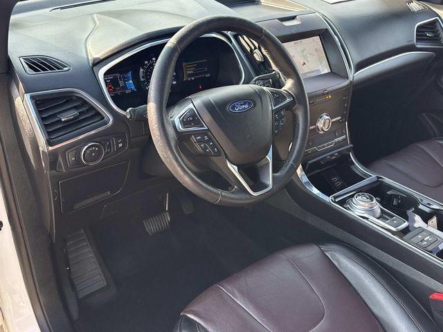 2020 Ford Edge Titanium 2020 Ford Edge Titanium
