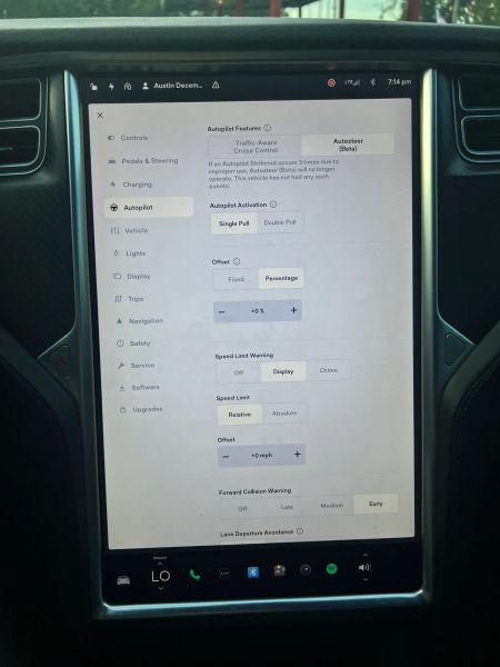 2017 Tesla Model S 75D