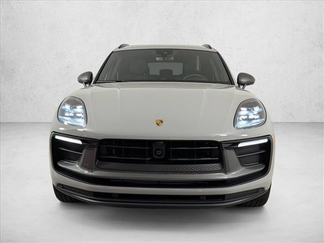 2026 Porsche Macan T