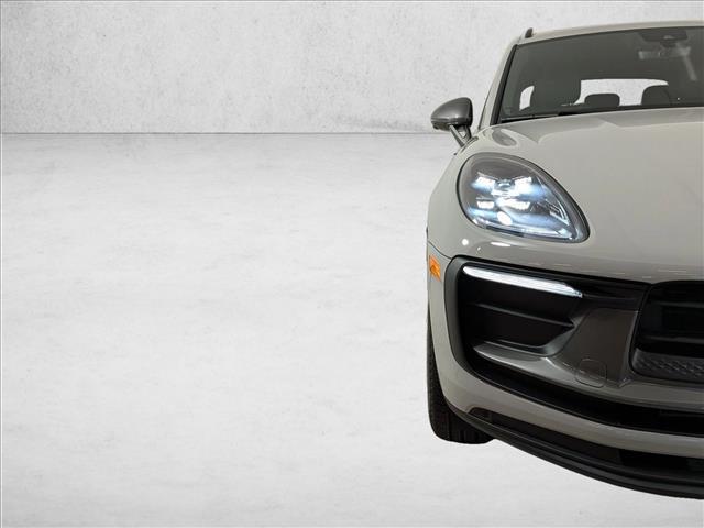 2026 Porsche Macan T