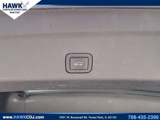 2024 GMC Yukon 4WD SLT