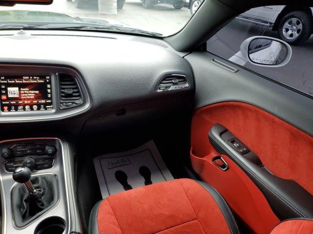 2015 Dodge Challenger SRT Hellcat
