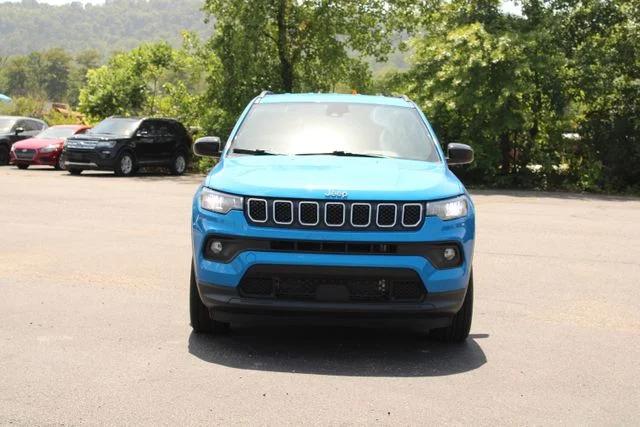 2023 Jeep Compass Latitude Lux FWD 2023 Jeep Compass Latitude Lux FWD