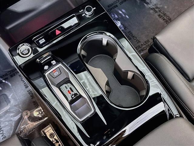2027 Audi Q6 e-tron Premium Plus quattro