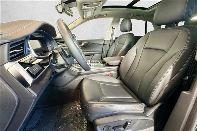 2023 Audi Q8 Premium Plus 55 TFSI quattro Tiptronic