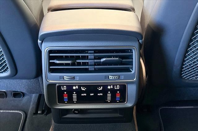 2023 Audi Q8 Premium Plus 55 TFSI quattro Tiptronic