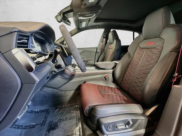 2026 Audi RS Q8 performance quattro tiptronic