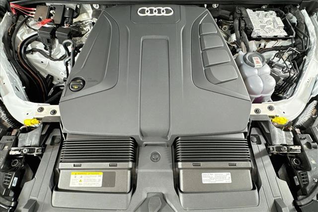 2026 Audi Q7 Premium Plus 45 TFSI quattro tiptronic