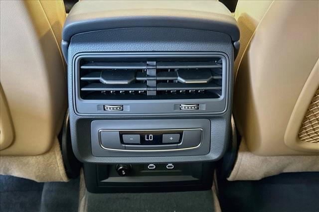 2026 Audi Q7 Premium Plus 45 TFSI quattro tiptronic