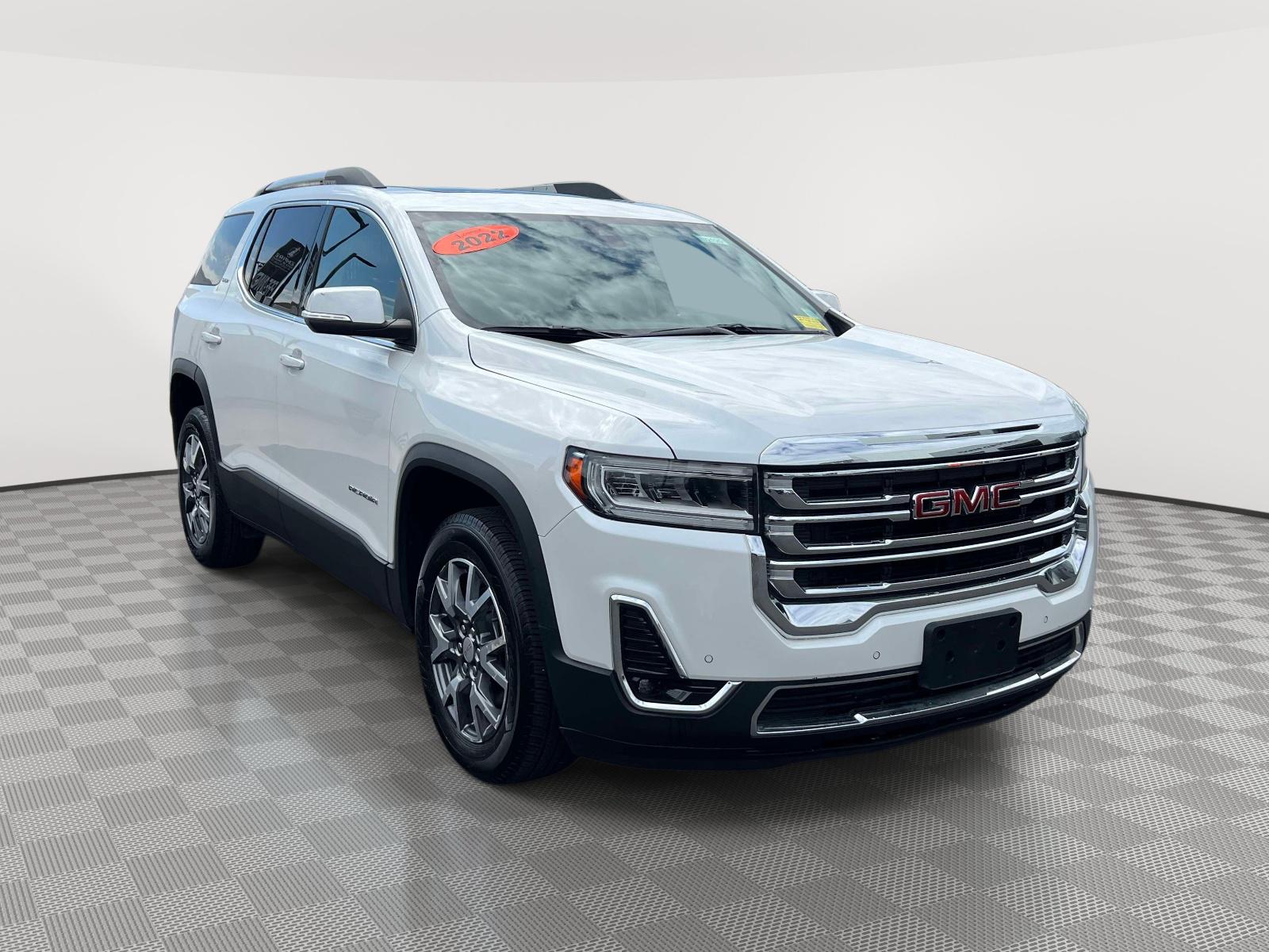 White Frost Tricoat 2022 GMC Acadia SUV / Crossover Four-Wheel Drive Automatic