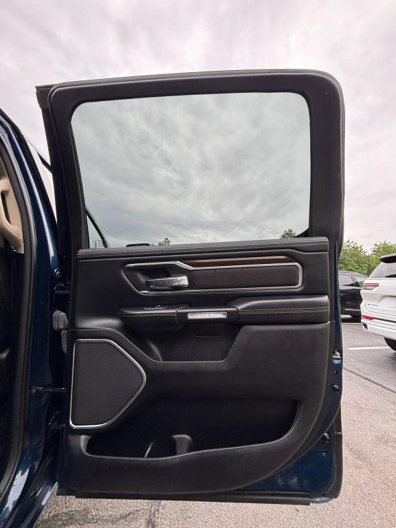 2021 Ram 1500 Laramie Crew Cab 4x4 5'7" Box