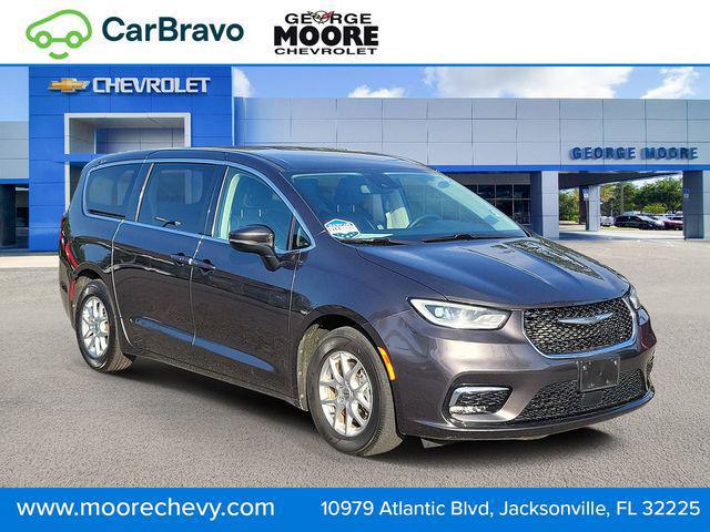 2023 Chrysler Pacifica Touring L for sale in Jacksonville, FL