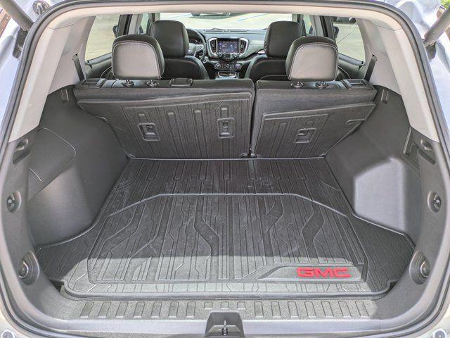 2023 GMC Terrain FWD SLT