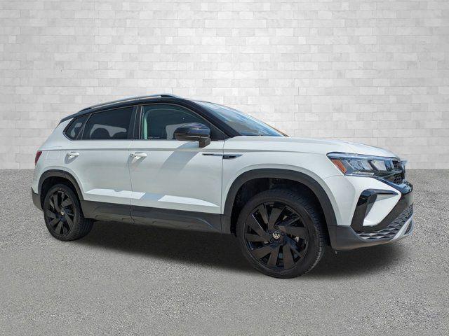 2024 Volkswagen Taos 1.5T SE for sale in NAPLES, FL