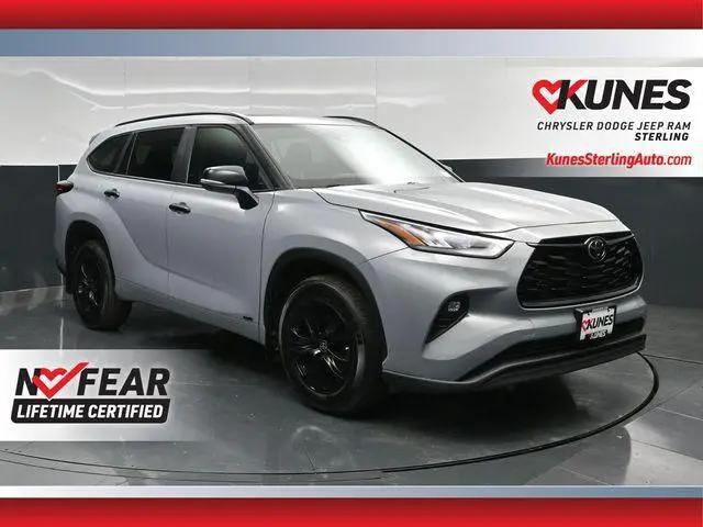 2025 Toyota Highlander Hybrid XLE for sale in Sterling, IL